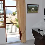 Δωμάτια σε οικογενειακή κατοικία Shambala