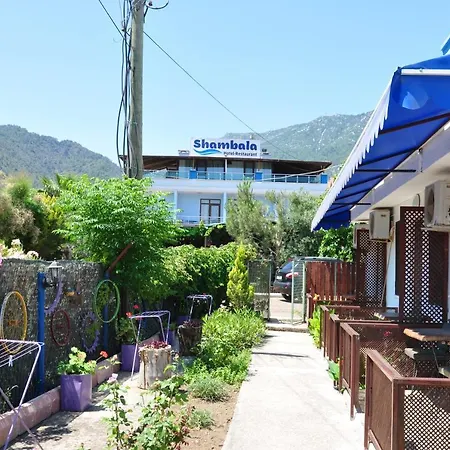 Shambala Alloggio in famiglia